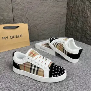 Unisex Low-top Lace-up Sneakers with Rivets Fashionable Non-slip Rhinestone Red Sole Casual Walking Running Shoes