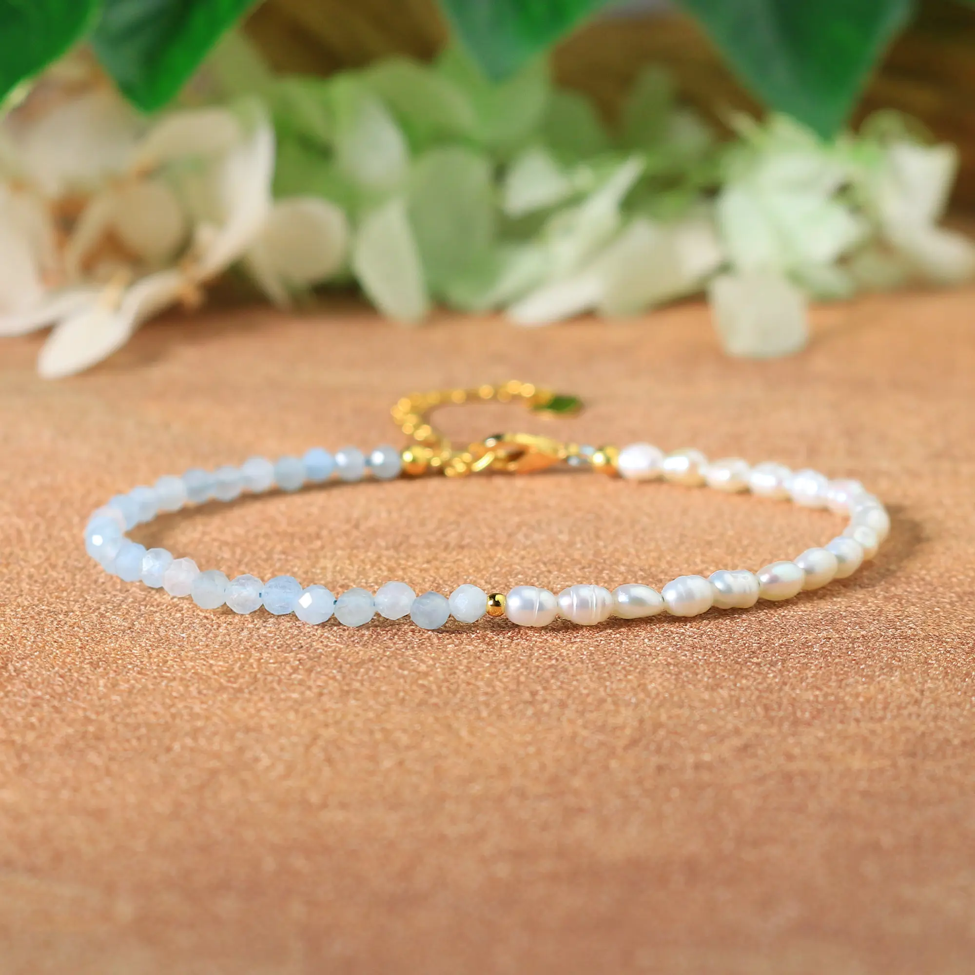 Natural Dainty Faceted Aquamarine & Pearls Beads Healing Charka Crystal Gold-Plated Chain Minimalist Bracelet Gift for Women
