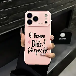 God's Timing Is Perfect Spanish Quote Phone Case for iPhone 17 Pro Max 16 15 Plus 14 13 12 Series Full Camera Lens Protection Shockproof Drop Resistant Durable Bible Inspired Verse Phone Case Suitable for All People All Religions All Faiths Vintage Jack