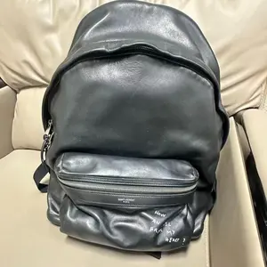 Pre-owned Italy Backpacks YSL Black full leather backpack （SZ 19966）