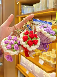 Handmade Crochet Flower Bouquet Keychain Mini Knitted Rose Sunflower Pendant Key Ring Aesthetic Backpack Bag Charm Gift for Women Flower Lovers Floral Pattern Keychain