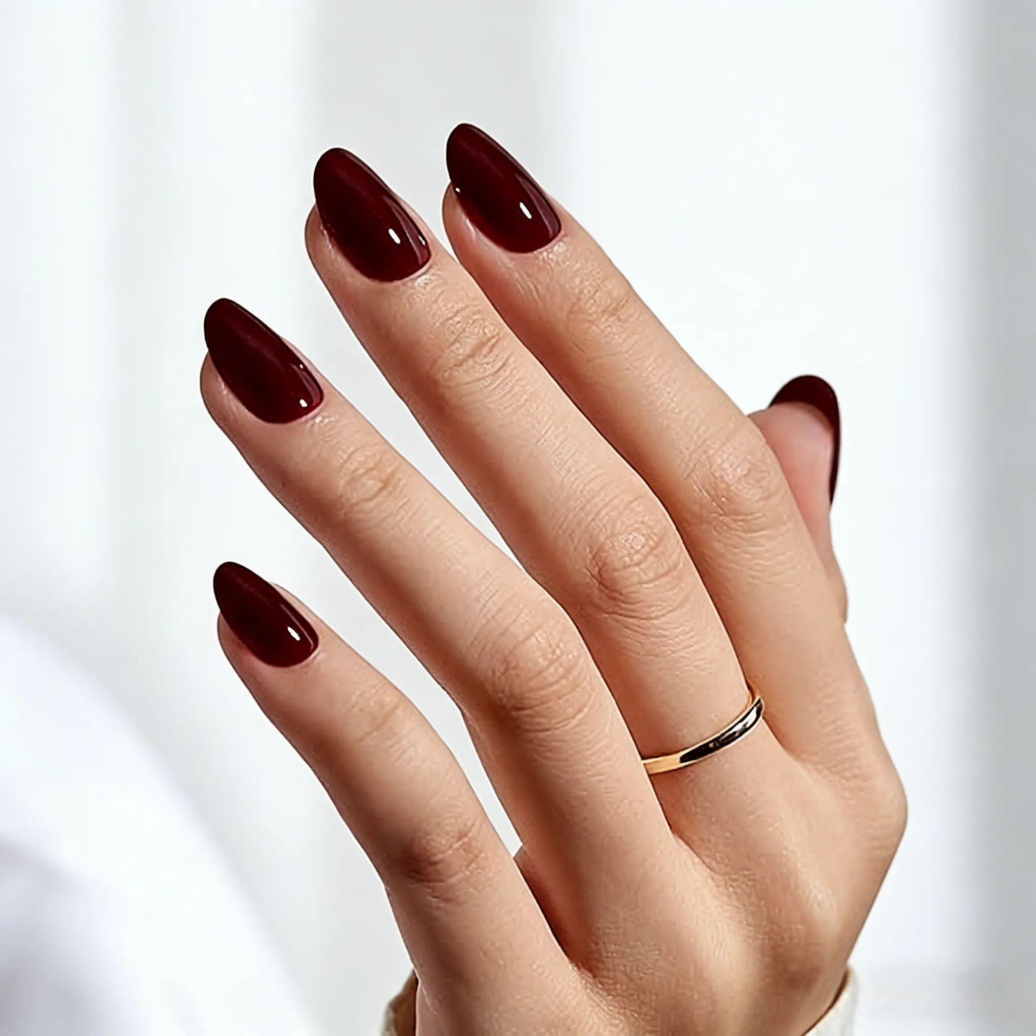Women's 24 Classy Dressy Feminine Glossy Red & Burgundy Cat Eye Almond-Stiletto Short Reusable Salon-Quality Press-On Nails for Party, Holiday Wear, Abs, 24 Nails, Chic, Gentle On Nails