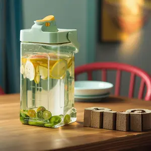 A kettle with a faucet, convenient, refillable, large-caliber, easy to clean, household cold water beverage container