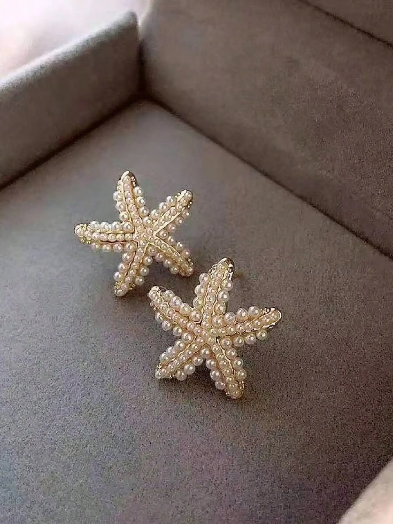 Women's Ocean-Style Starfish Earrings with Faux Pearls Embellished, Imitation Pearl, High-Quality Earrings, Elegant Jewelry Accessory for Daily Wear, Vacation and Holiday Gifts, Fashion Earring, Summer Accessory, Oceanic Inspiration, Elegant Design