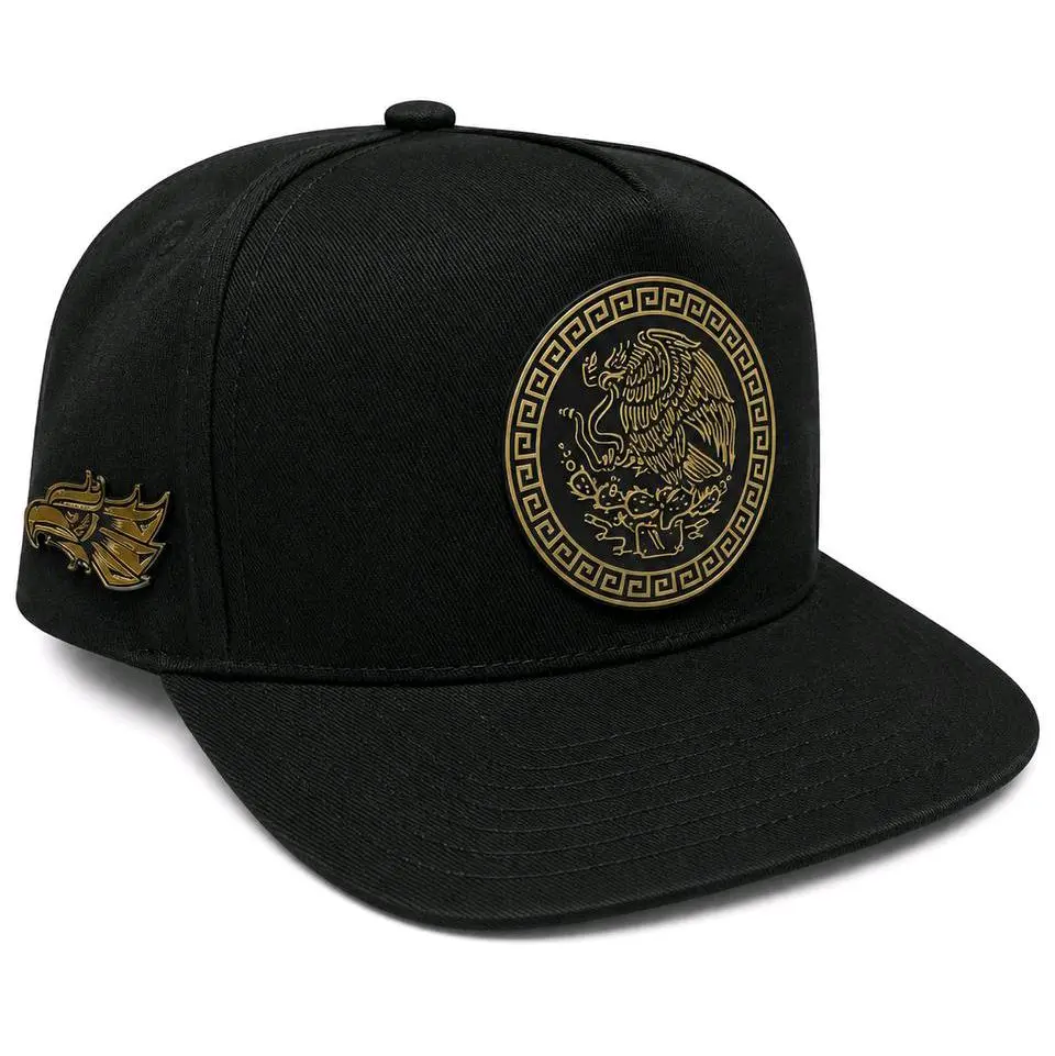 gorra de escudo de México con placa grabada dorada con negro de alta calidad.