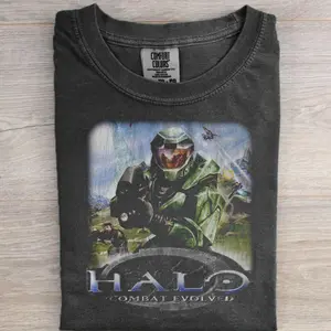 Halo Combat Evolved Vintage Gamer Shirt, Master Chief FPS Game Graphic Tee, Retro Sci Fi Shooter T-Shirt, Classic Xbox Fan Comfort Colors Shirt, Gift for Men, Gift for Women, Crew Neck T-shirt, Trending T-shirt