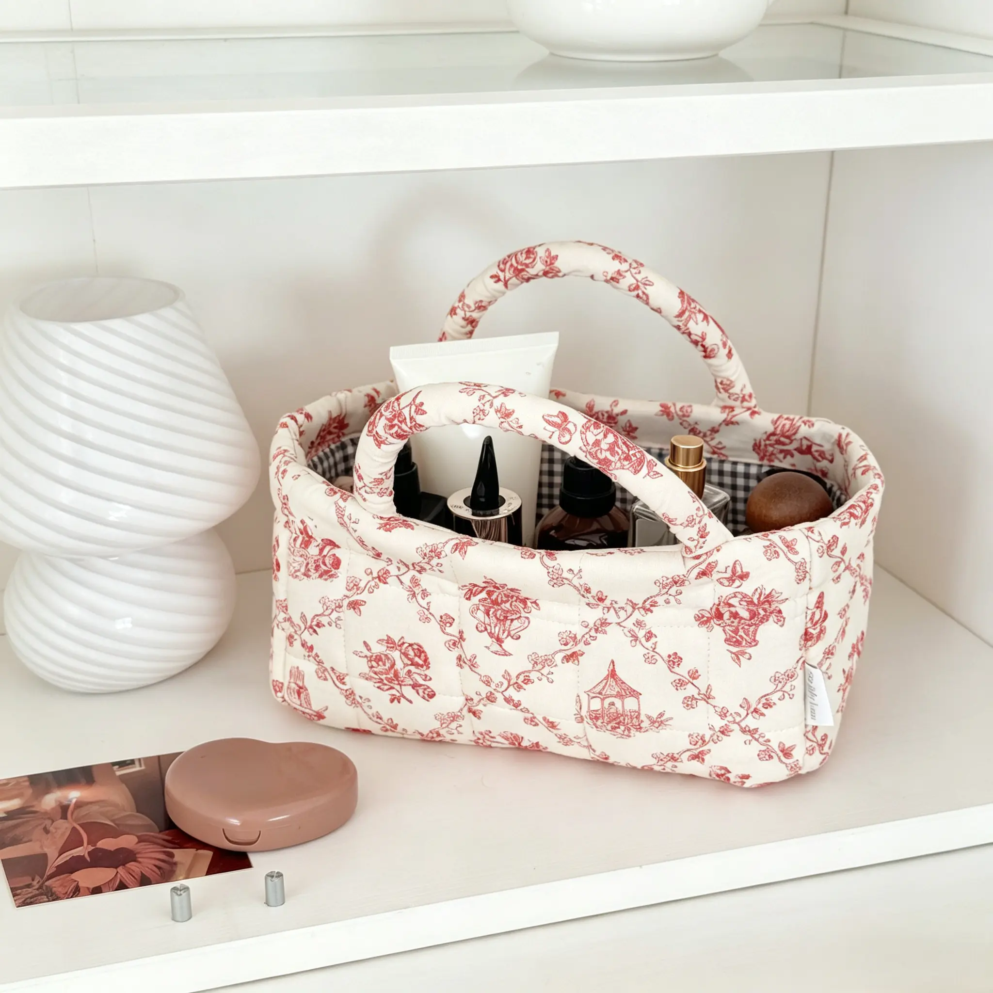 French vintage retro style red vine floral patchwork storage basket; vintage fabric tote organizer box with plaid lining; classic small decorative storage basket suitable for bedroom vanity desktop display and coffee table scene decoration.