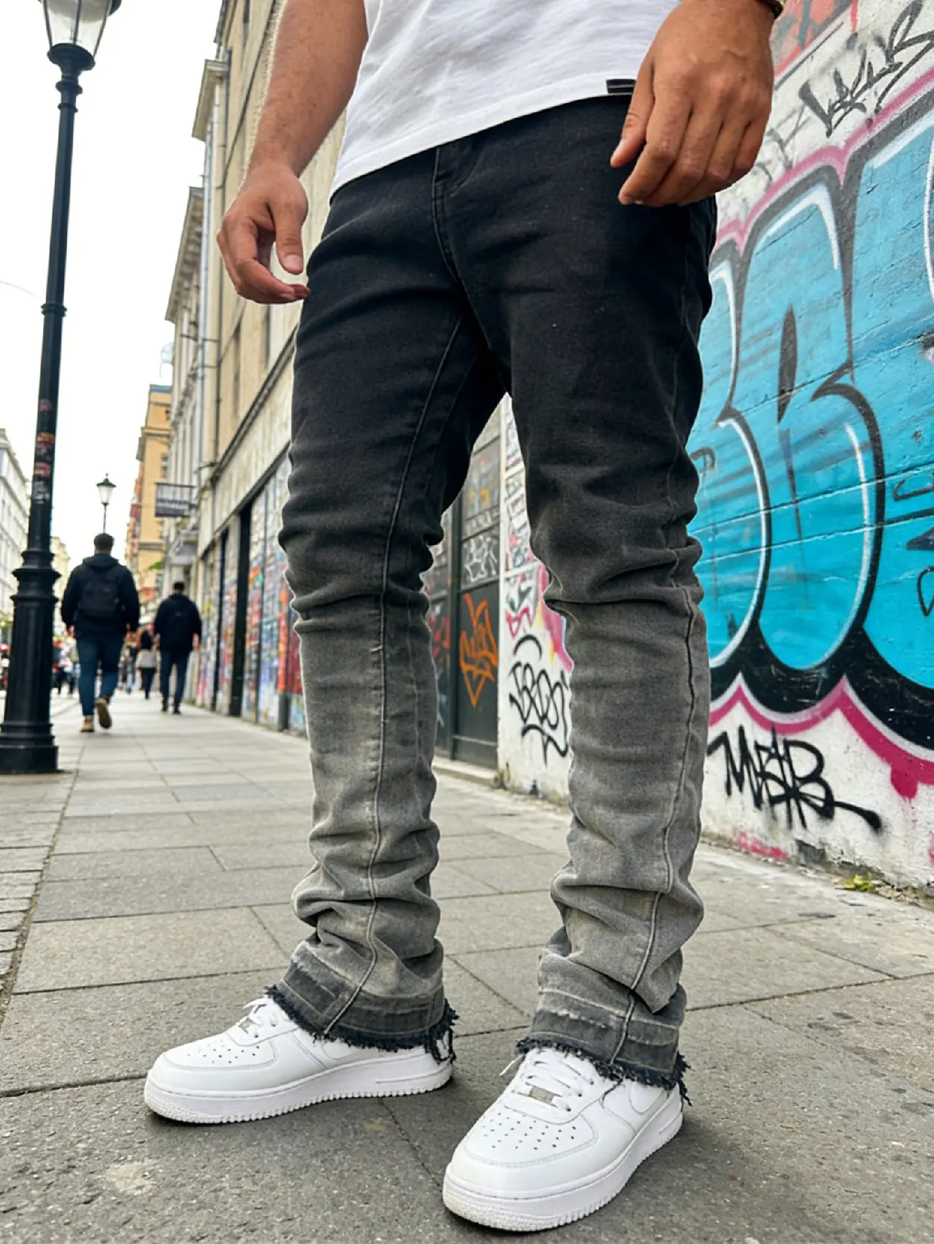 SRETOUU Men’s Street Style Gradient Gray Slim Fit Slightly Flared Jeans – Fashionable Casual Denim Long Pants