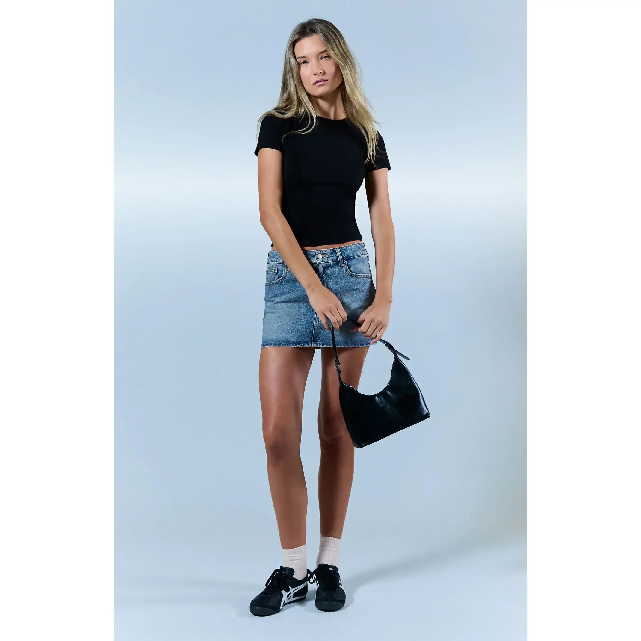 Pacsun Women's Bella Stretch Medium Indigo Mid Rise Jean Mini Skirt - Multicolor Pacsun Women's Bella Stretch Medium Indigo Mid Rise Jean Mini Skirt - Multicolor