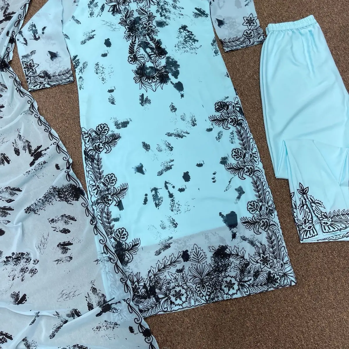 PRESENTING NEW HIT DESIGN COLLECTION  FANCY DIGITAL PRINT WITH EMBROIDERY WORK TOP-PENT WITH DUPATTA