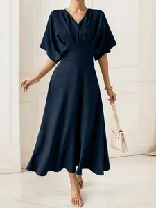 Elegant Women's V Neck Batwing Sleeve Woven Fabric Dress with Waist Pleats, Five-Quarter Sleeves and Zipper Closure for Classy Look, Casual Wear, Womenswear