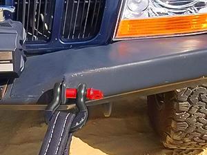 Nilight 2 Pack Small Shackles 5/8" D-Ring Shackle 3.25 Ton (7165 Lbs) Capacity Heavy Duty Off Road Recovery Shackle Kit for Cars and Other Applications for Tie Downs, Black Red