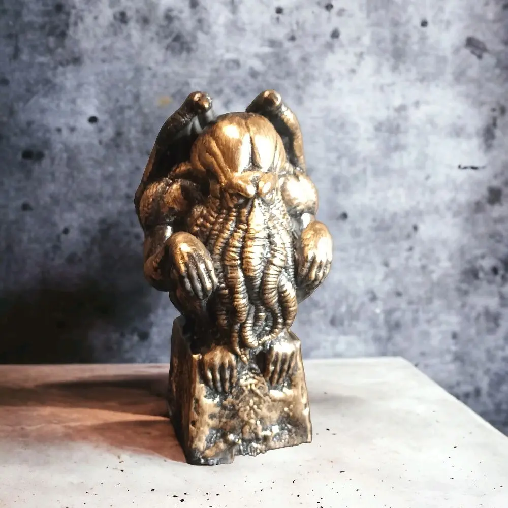 Cthulhu Statue - Detailed Bronze Finish with Intricate Design and Textured Base