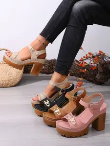 Vintage Platform Chunky Heel Sandals for Women | Petite Must-Have Summer Shoes for Vacation & Casual Wear