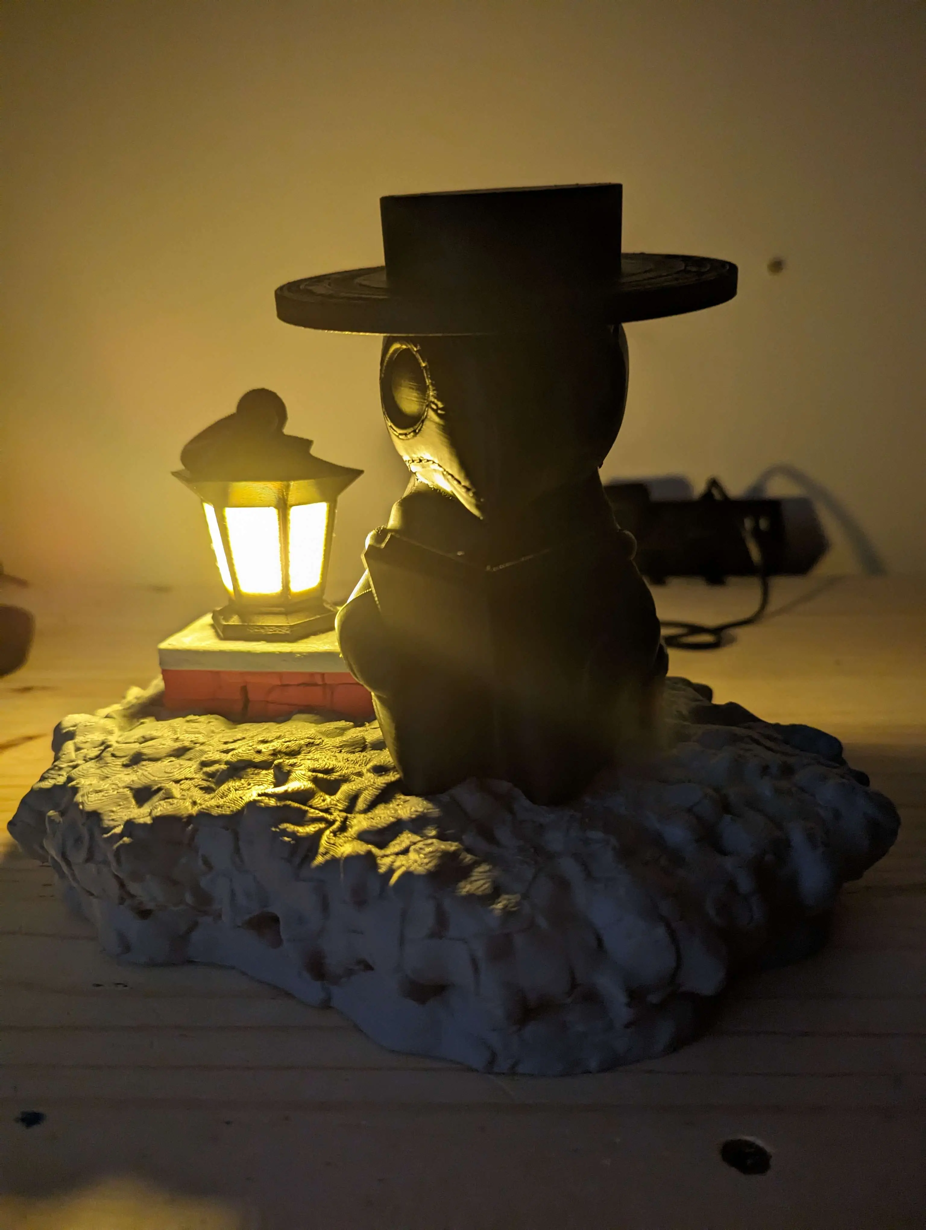 Deluxe Plague Doctor Lamp Deluxe Plague Doctor Lamp