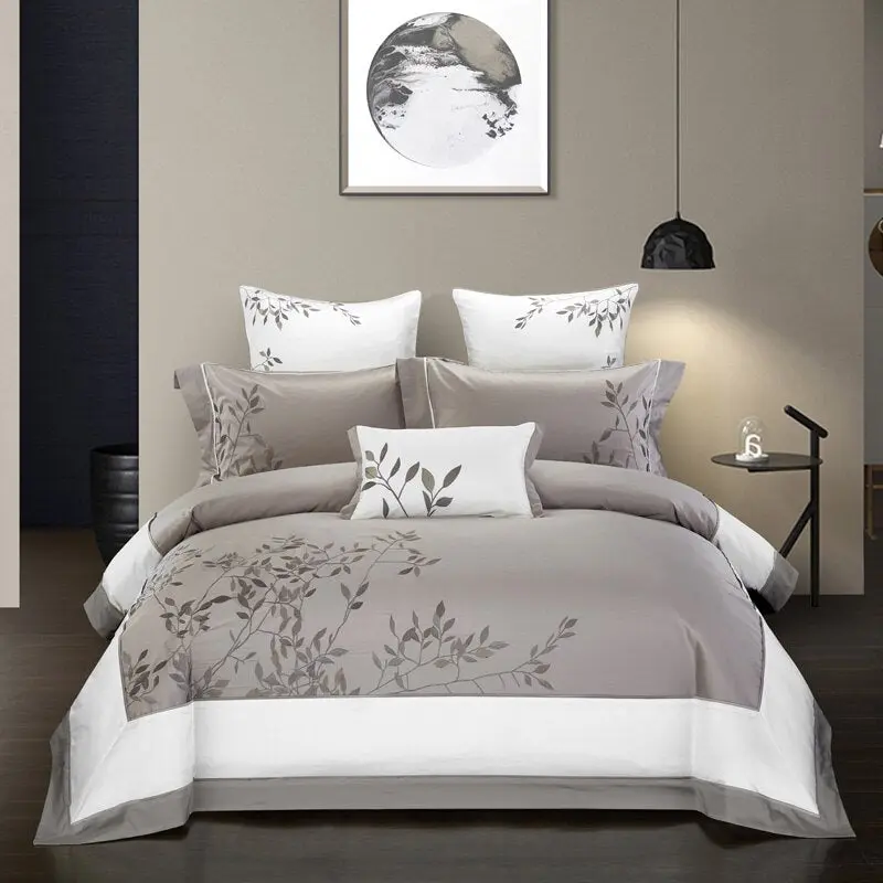 Bella Luxe Embroidered Bedding Set
