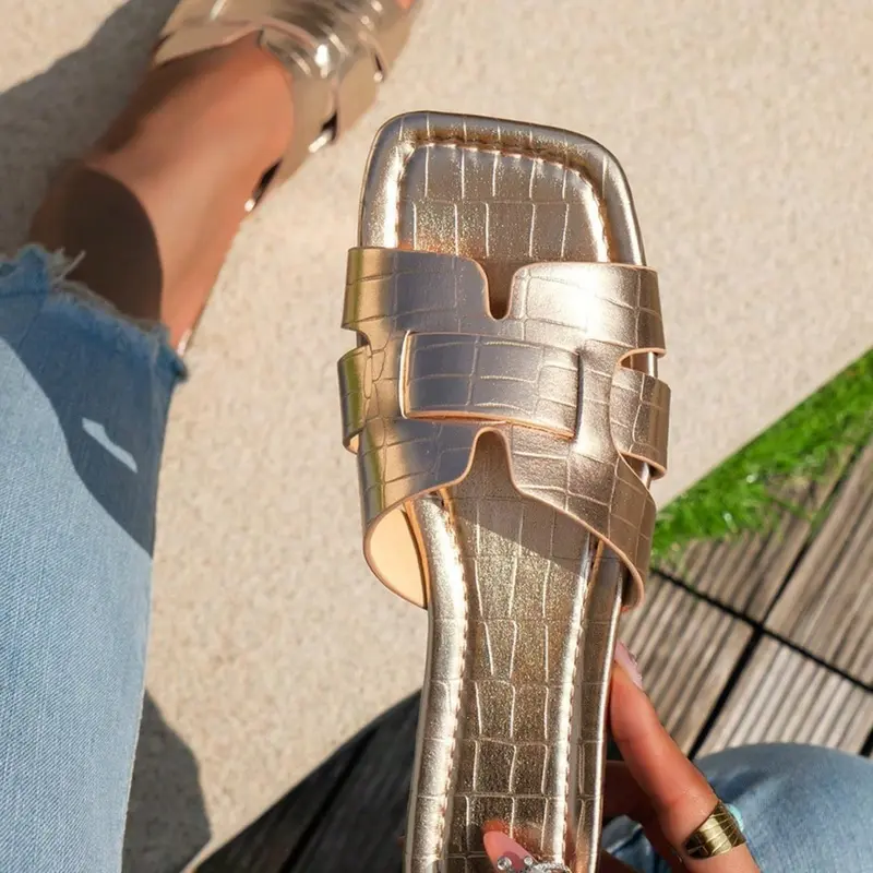 Women's Textured Design Slip on Summer Sandals, Stylish Casual Sandals, PU Leather Slides, Double Strap Sandals, Beach Walking Sandals, Casual Square Toe Flat Sandals for Beach, Lightweight Breathable Comfortable Shoes for Daily Wear, Chic Summer Footwear