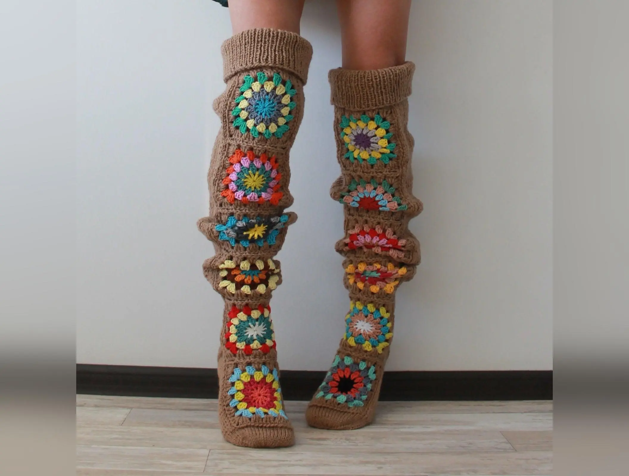Fashionable Women'S Autumn Winter Thigh Socks Extra Long Ethnic Crochet Knit Stockings Over Knee Socks