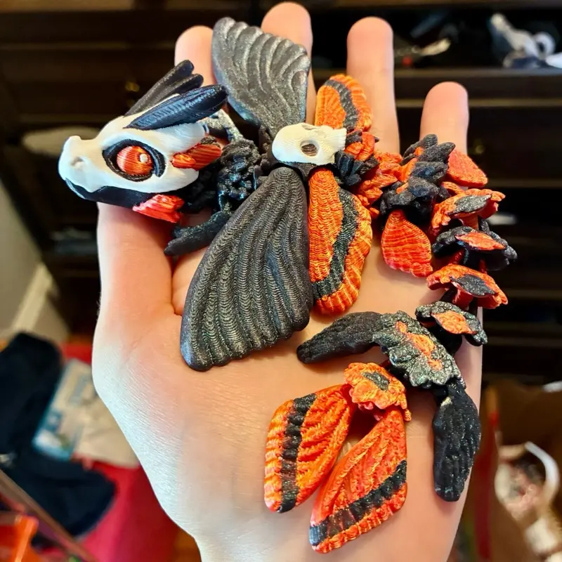 Articulated Baby Death’s Head Moth Dragons | 3D printed plastic articulated death’s head moth dragon fidget toy for fun and stress relief - Decor Multicolor Gift