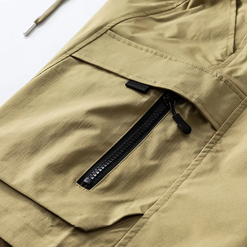 Clean Gent men&rsquo;s casual cargo shorts with zippered pockets and a buttoned placket&mdash;ideal for outdoor hiking, summer leisure, work, golf, and outdoor fun.