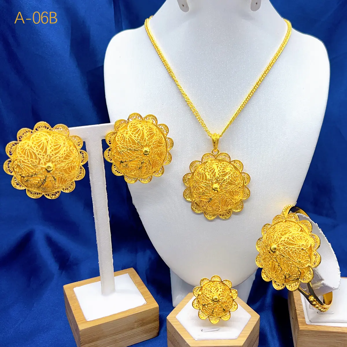 A 06B four piece set