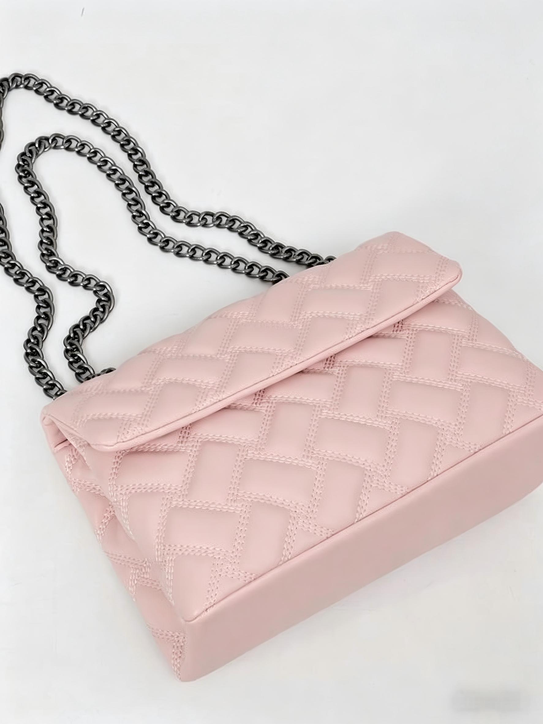 2026 New European Style Chain Messenger Bag, Plaid PU Material, Large Capacity, All Seasons, Perfect for Commuting and Daily Use