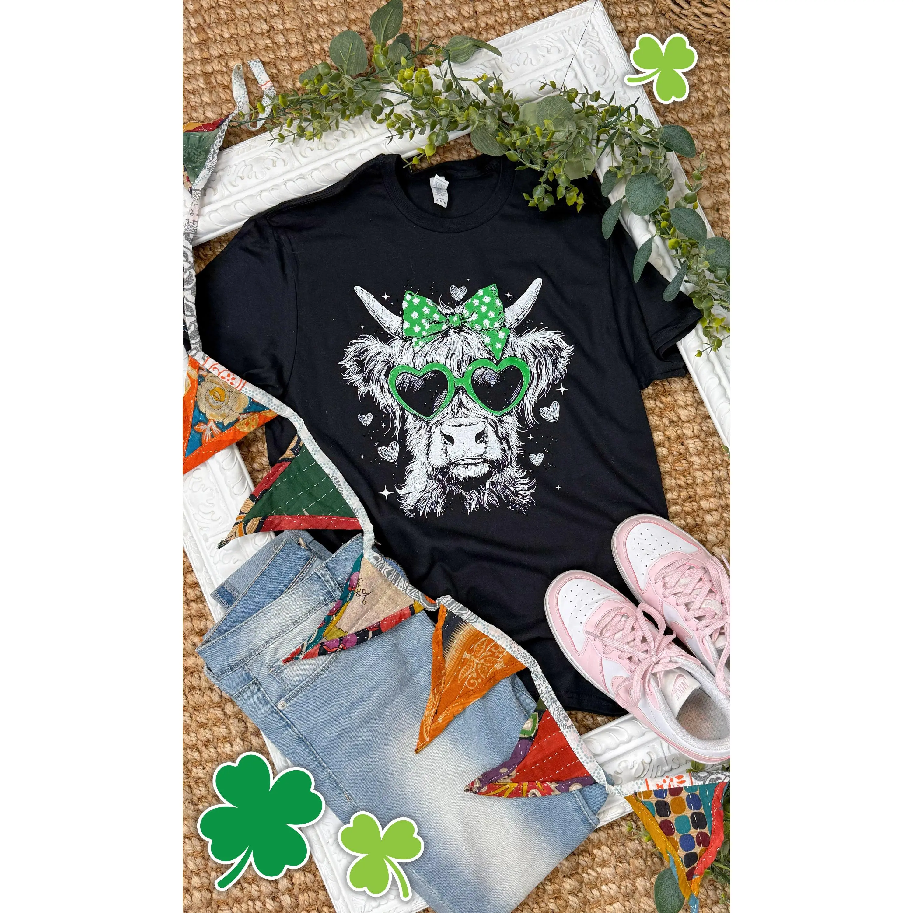 Tees2urdoor Women's Casual Highland Cow Graphic Tee, 100% Cotton Short Sleeve Crewneck Top for Everyday Wear, Valentine's Day Gift, Casual Wear, Easter