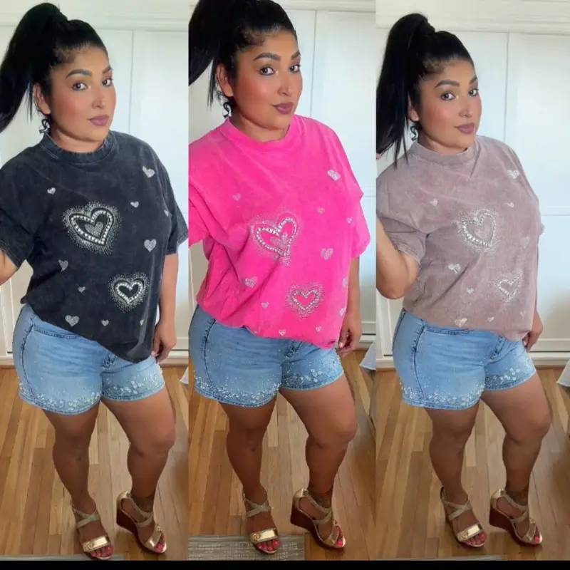 Women's Casual Everyday Fashion Oversized Acid-Wash Heart Print Rhinestone Emblem T-shirts - Flattering Fit for Pairing with Jeans