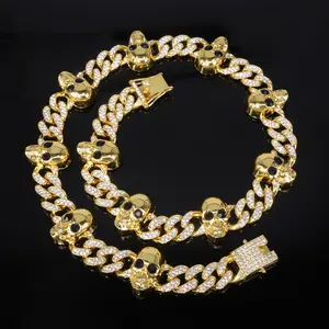 Popular European and American accessories: metal skull full-diamond Cuban chain, trendy and cool punk hip-hop necklace for men and women