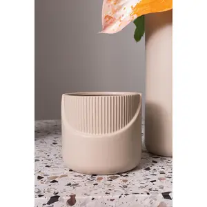 Off-White Halen Pot, 4.5"
