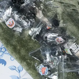 20pcs Cute Randomly Mixed Enamel Brooch, Fun Backpack Clips Aesthetic Tie Clips Set, Various Enamel Pins for Bags Hats Accessories