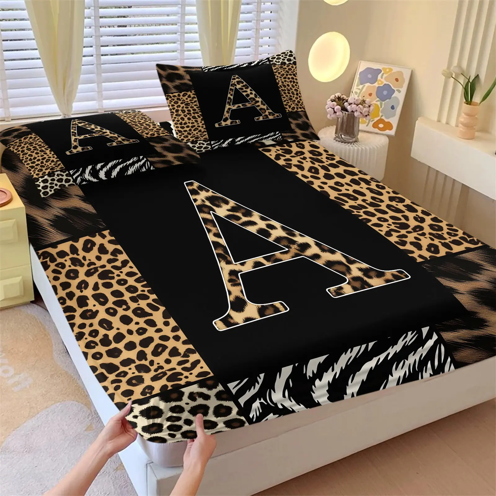 3Pcs 26 Letters Leopard Print Fitted Sheet Set, Personalized Initial Bed Sheet Set with Pillowcases, Soft No Fillers Bedding Set, Stylish Color Block Fitted Sheet Set, Perfect Home Decor Gift