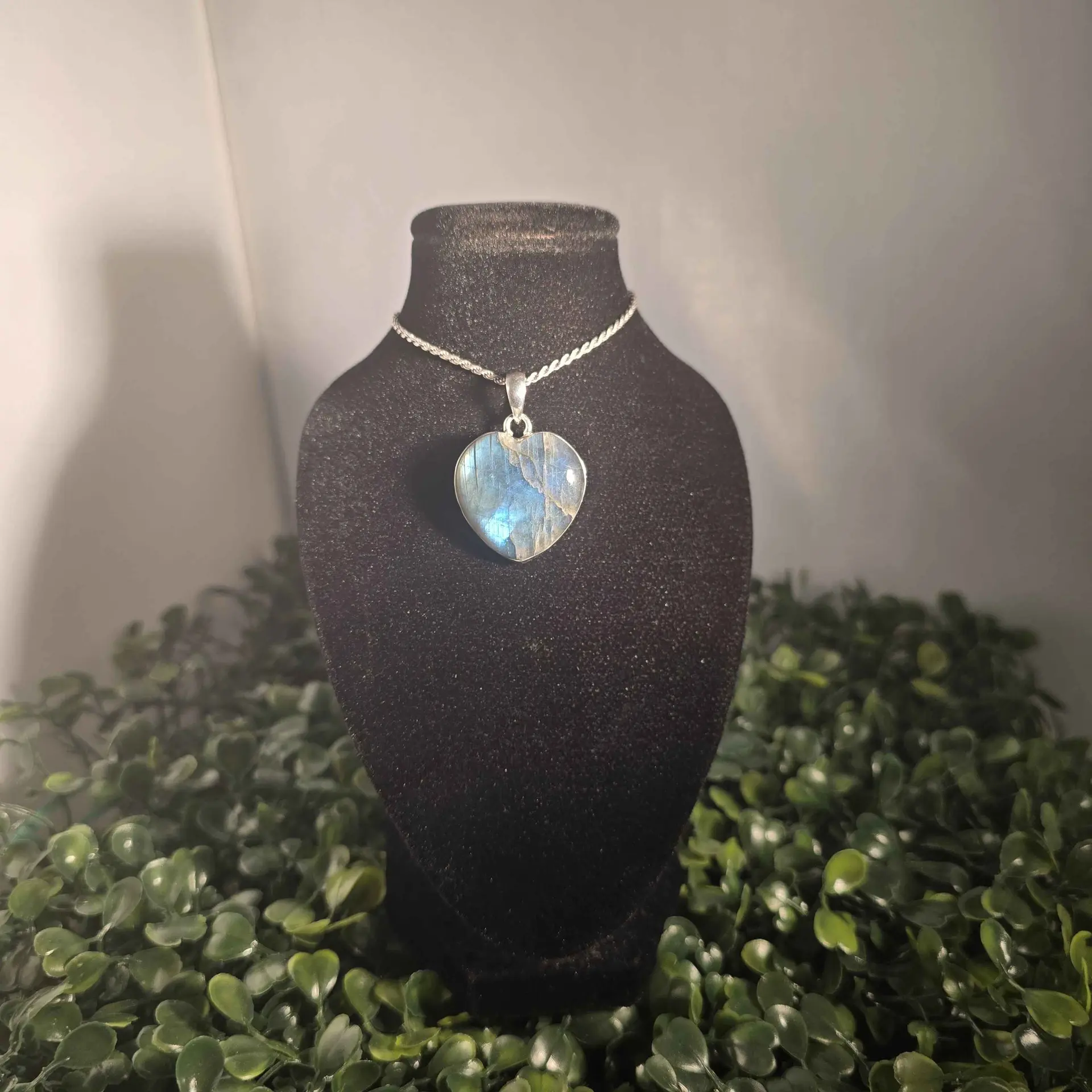 Blue Fire Labradorite Heart Sterling Silver Pendant - Natural Gemstone Casual Healing Therapy Necklace for Artists, Fine Gemstone Jewelry Accessory