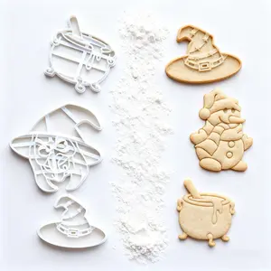 DIY Cookiecutter Bread Cutting Mold Household Kitchen Products Reusable Baking Mold Bakeware Baking Supplies Kit tensils for Making Delicious Desserts Non-Stick Food Grade Christmas Festival