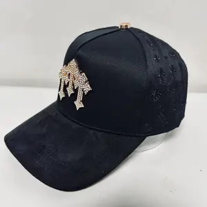 Dark Style Full-Diamond Cross Baseball Cap - Black & Gold Bling Streetwear Hard-Top Trucker Hat for Trendy Outfits