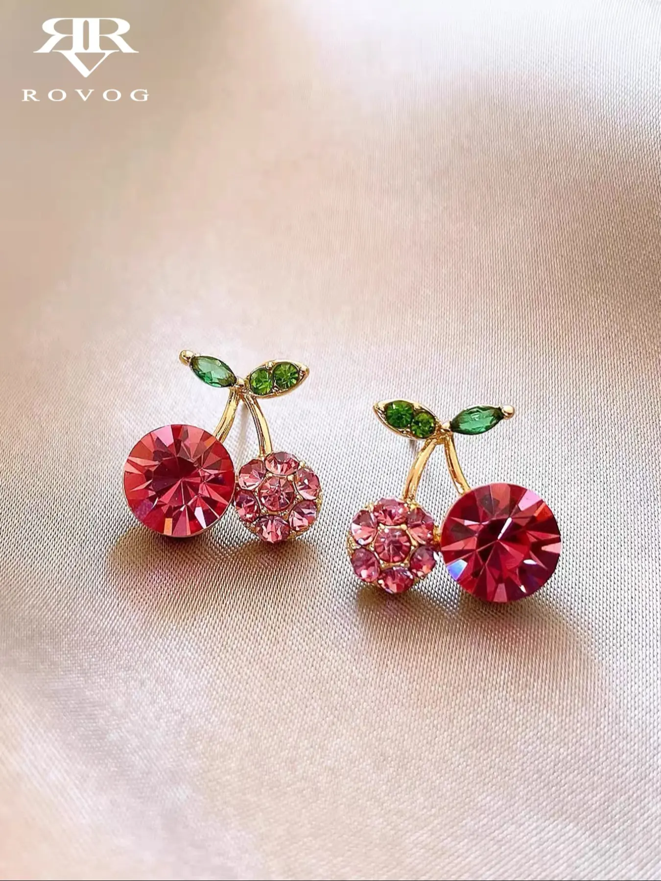 Elegant Sweet Tiny Cherry Stud Earrings, Rhinestone Embellished, Unique Design, Earrings For Decorative, Perfect for Women Daily Commute, Festive Gatherings, Pretty Studs, Stud Earrings Jewelry