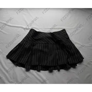 Y2K Aesthetic Punk Striped Mini Skirt Women High Waist Pleated Short Skirt Streetwear Gothic Black Pinstripe Chic Lower garment