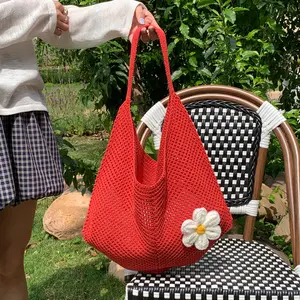 Women's New Large-Capacity Woven Shoulder Bag, Floral Knit Crochet Handbag with Soft Breathable Lightweight Spacious Design, Ideal for Beach Outfits, Casual Travel and Daily Outings
