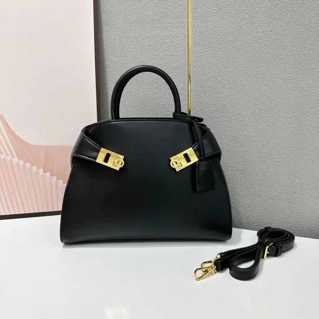 New Small Unique Design Handbag Solid Color Shoulder Bag Large Capacity Tote Bag