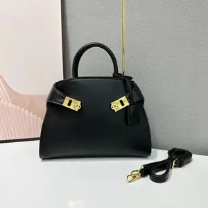 New Small Unique Design Handbag Solid Color Shoulder Bag Large Capacity Tote Bag