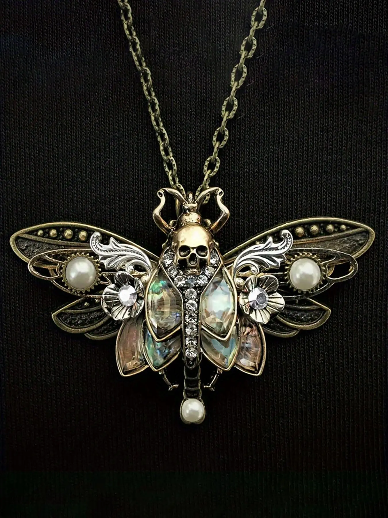 Vintage Gothic Pearl Skull Moth Pendant Necklace, Bronze Color Punk Design, Unisex Fashion Jewelry Party, Geometric Casual Style