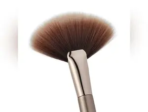 MAGNETIX FULL FAN BRUSH