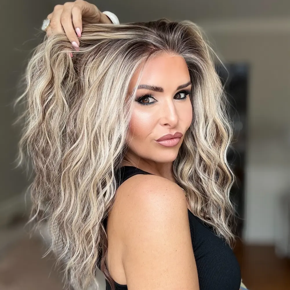 AISOM Mila Honey Mocha Water Wave Free Part Lace Front Wig with Scandinavian Hairline Glueless Wig 16 Inch Low Density Heat Friendly Synthetic Hair