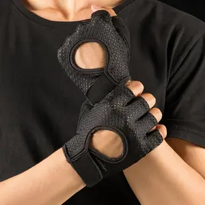 1 Pair Half Finger Gym Gloves - Non-Slip & Breathable Workout Gloves, Unisex for Weightlifting, Cycling, Outdoor Sports, Gym Accessories.