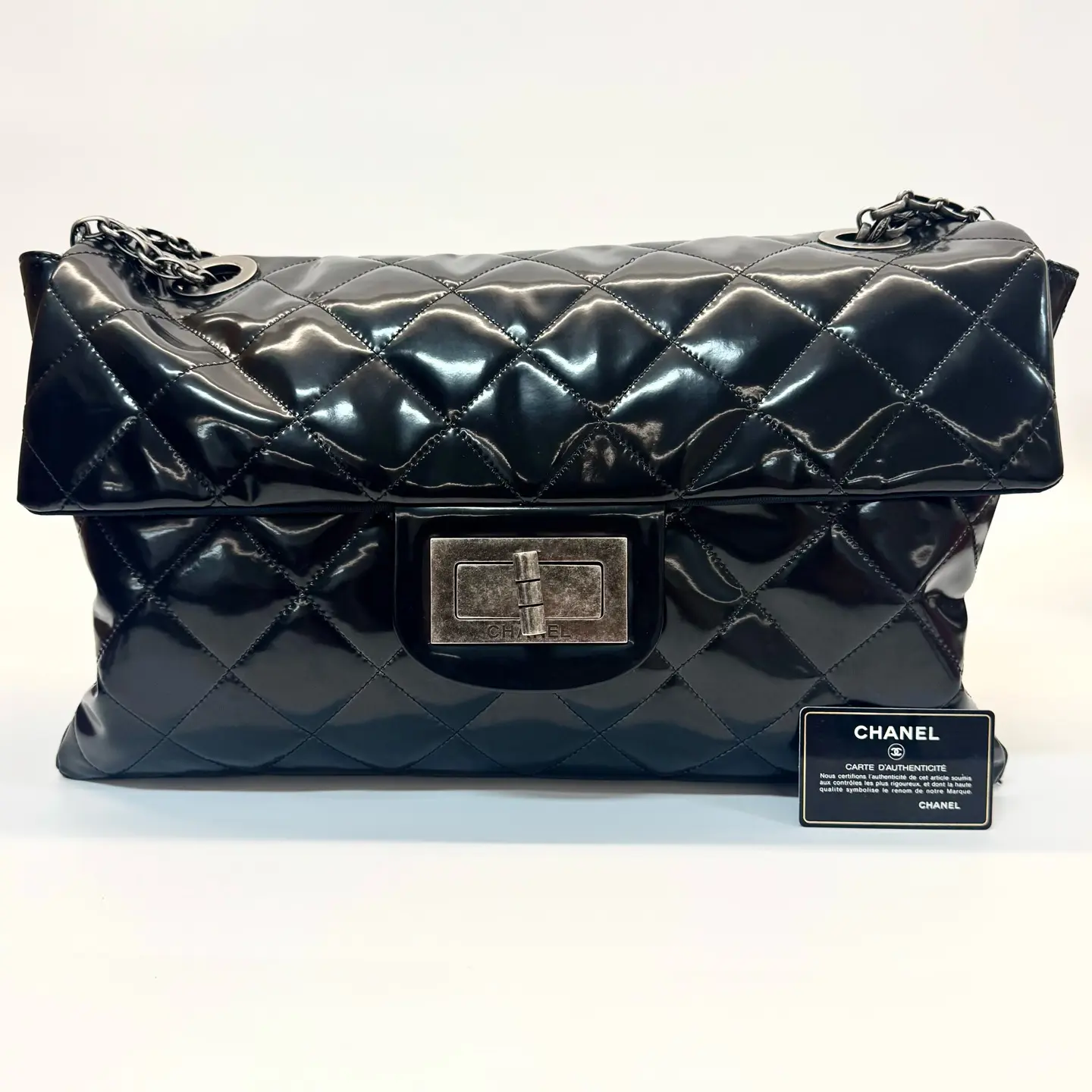 Pre-owned CHANEL Large 2.55 Airport Travel Bag n23110062