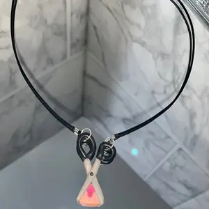 Scissor sister necklace