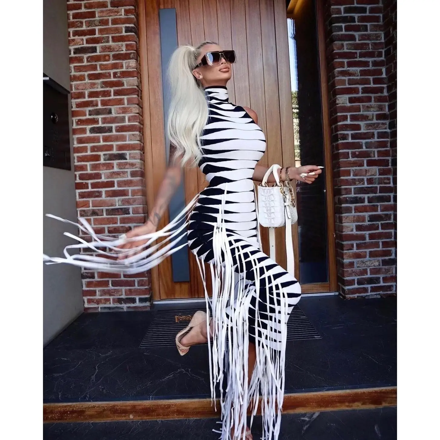 The Paparazzi || Dress
