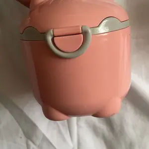 Portable Milk Powder Container with Spoon, Cute Cartoon Design Milk Powder Storage Box, Formula Dispenser for Outdoor Travel, Baby Essentials Newborn Baby Stuff