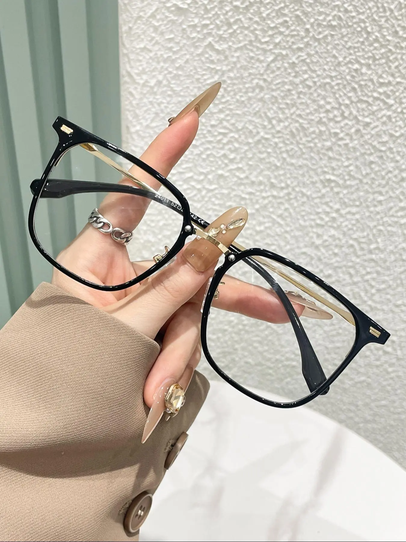 Vintage Eyeglasses, Stylish Square Frames, Anti-blue Light Eyeglasses for Women & Men, Fashion Eyeglasses for Work, Daily Clothing Decor, Perfect for Student Daily Use, Square Frame Eyewear, Stylish Trendy Eyewear, Fashionable Frames Glasses