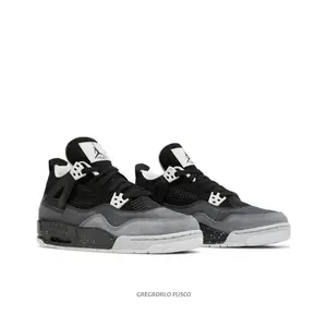 Black and Grey Mid-Top Retro Basketball Shoes